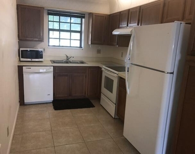 2650 Greenwood - Photo Thumbnail 6