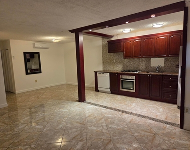20337 Ne 2nd Avenue - Photo Thumbnail 9