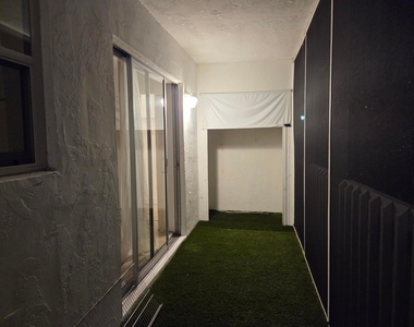 20337 Ne 2nd Avenue - Photo Thumbnail 21