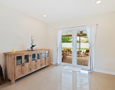 6101 Sw 9th Street - Photo Thumbnail 14