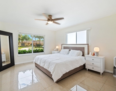 6101 Sw 9th Street - Photo Thumbnail 15