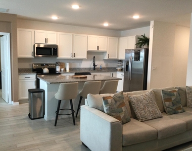 4955 Armina Place - Photo Thumbnail 2