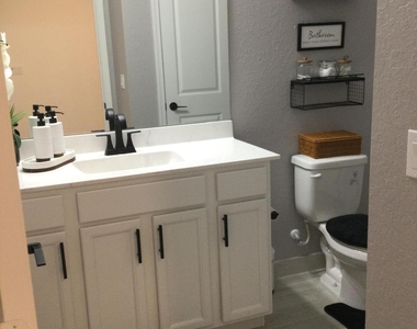4955 Armina Place - Photo Thumbnail 19