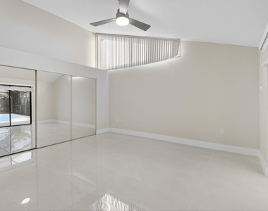 9939 Boca Gardens Trail - Photo Thumbnail 11