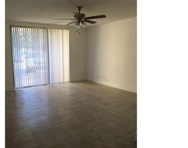 4003 N University Drive - Photo Thumbnail 2