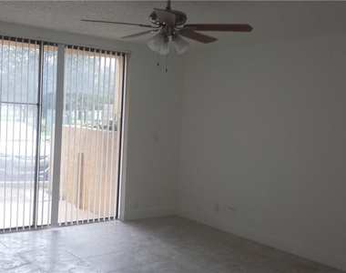 4003 N University Drive - Photo Thumbnail 7