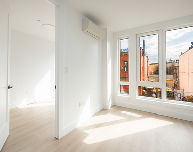 649 Hart Street - Photo Thumbnail 1