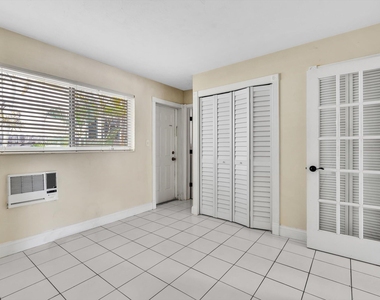 1219 Ne 14th Avenue - Photo Thumbnail 10