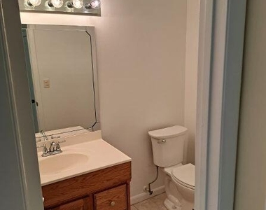 9330 Sw 61st Way - Photo Thumbnail 16