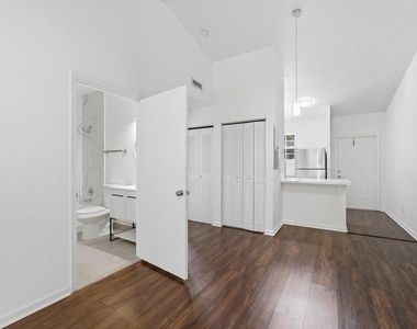 6249 Garden Court - Photo Thumbnail 12