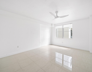 1830 Radius Drive - Photo Thumbnail 4