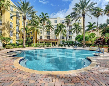 651 Okeechobee Boulevard - Photo Thumbnail 18