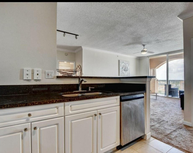 651 Okeechobee Boulevard - Photo Thumbnail 5