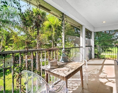 11823 Pebblewood Drive - Photo Thumbnail 24