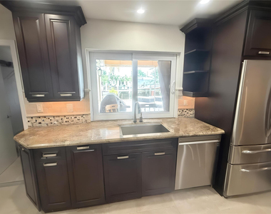 730 Se 3rd Terrace - Photo Thumbnail 6