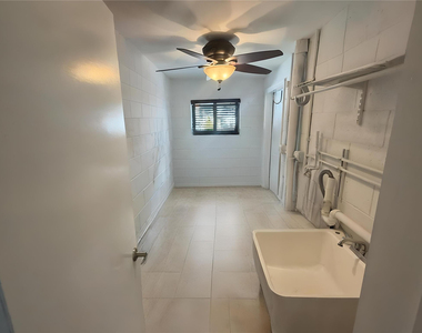 730 Se 3rd Terrace - Photo Thumbnail 7