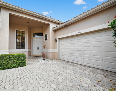 4553 Barclay Fair Way - Photo Thumbnail 3