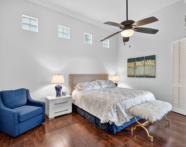 4553 Barclay Fair Way - Photo Thumbnail 22