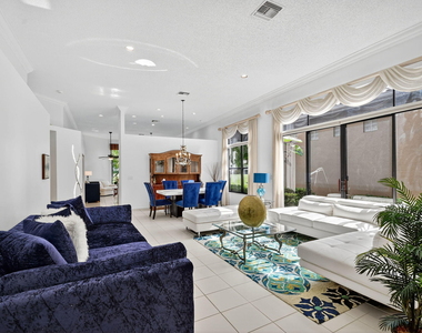 4553 Barclay Fair Way - Photo Thumbnail 6