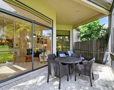 4553 Barclay Fair Way - Photo Thumbnail 38