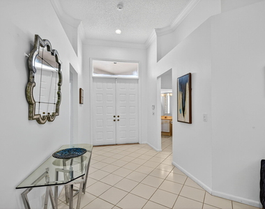 4553 Barclay Fair Way - Photo Thumbnail 5