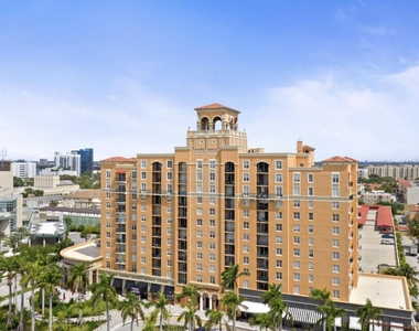 651 Okeechobee Boulevard - Photo Thumbnail 9