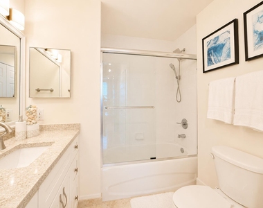 651 Okeechobee Boulevard - Photo Thumbnail 7