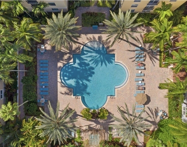 651 Okeechobee Boulevard - Photo Thumbnail 10