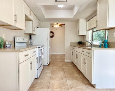 4510 Nw 46th Street - Photo Thumbnail 12