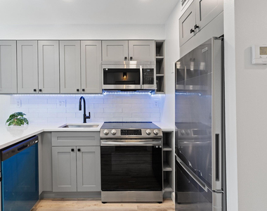 2900 Ne 30th Street - Photo Thumbnail 11
