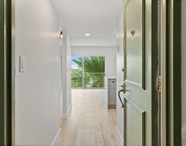 2900 Ne 30th Street - Photo Thumbnail 26