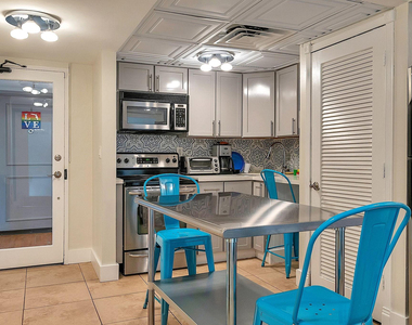 2900 Ne 30th Street - Photo Thumbnail 34