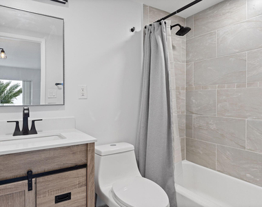 2900 Ne 30th Street - Photo Thumbnail 22