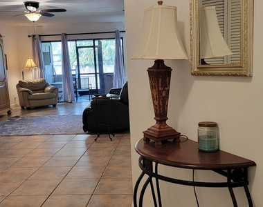12738 Peconic Court - Photo Thumbnail 11