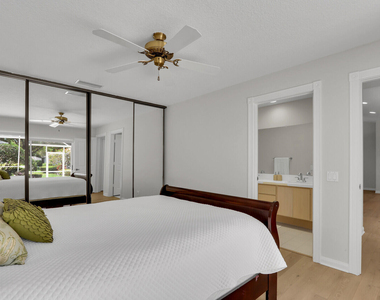 7904 Chapman Oak Court - Photo Thumbnail 17