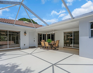 7904 Chapman Oak Court - Photo Thumbnail 2