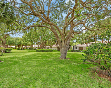 7904 Chapman Oak Court - Photo Thumbnail 25
