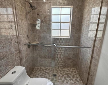 1728 Shoreside Circle - Photo Thumbnail 38