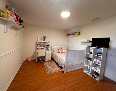 1728 Shoreside Circle - Photo Thumbnail 35
