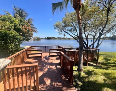 1728 Shoreside Circle - Photo Thumbnail 46