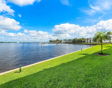 1950 Sw Palm City Road - Photo Thumbnail 26