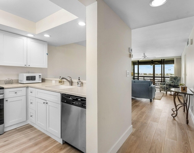 1950 Sw Palm City Road - Photo Thumbnail 4