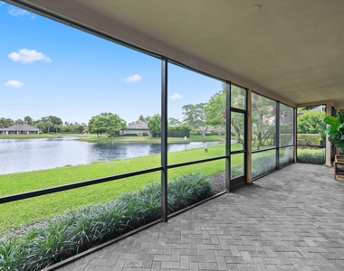 11842 Pebblewood Drive - Photo Thumbnail 10