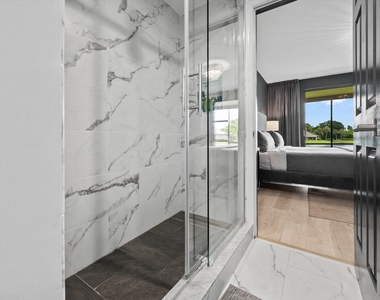 11842 Pebblewood Drive - Photo Thumbnail 8