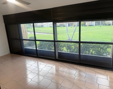 817 Sky Pine Way - Photo Thumbnail 20