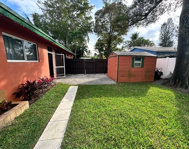 61 Nw 35th Street - Photo Thumbnail 19