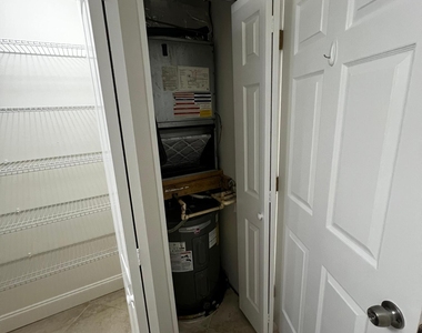 10354 Fox Trail Road S - Photo Thumbnail 11