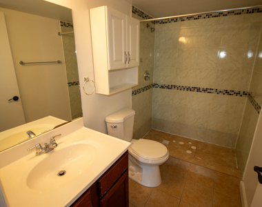 7610 Westwood Drive - Photo Thumbnail 9