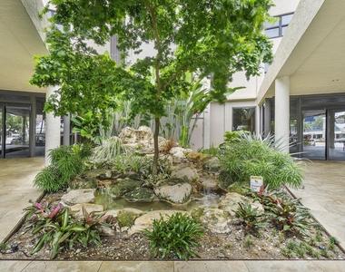 4900 N Ocean Boulevard - Photo Thumbnail 32