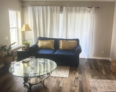 2703 Sw Matheson Avenue - Photo Thumbnail 2